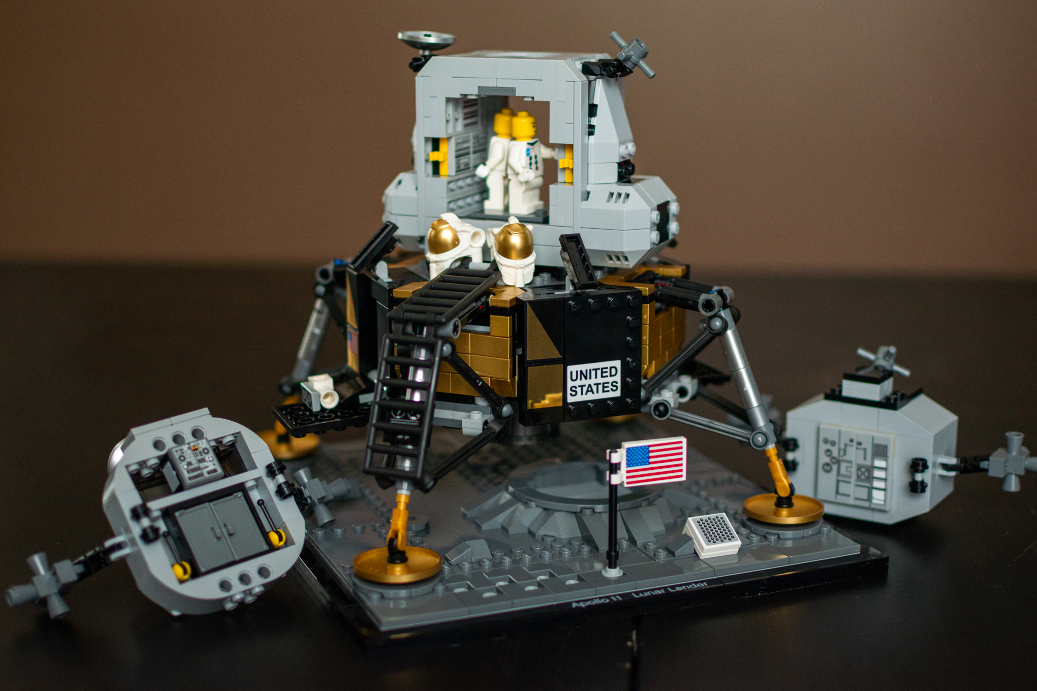 LEGO Review: Creator Expert NASA Apollo 11 Lunar Lander - Learn, Tinker ...